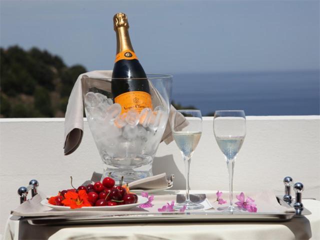 Hotel Gallo Nero SantʼAndrea エクステリア 写真